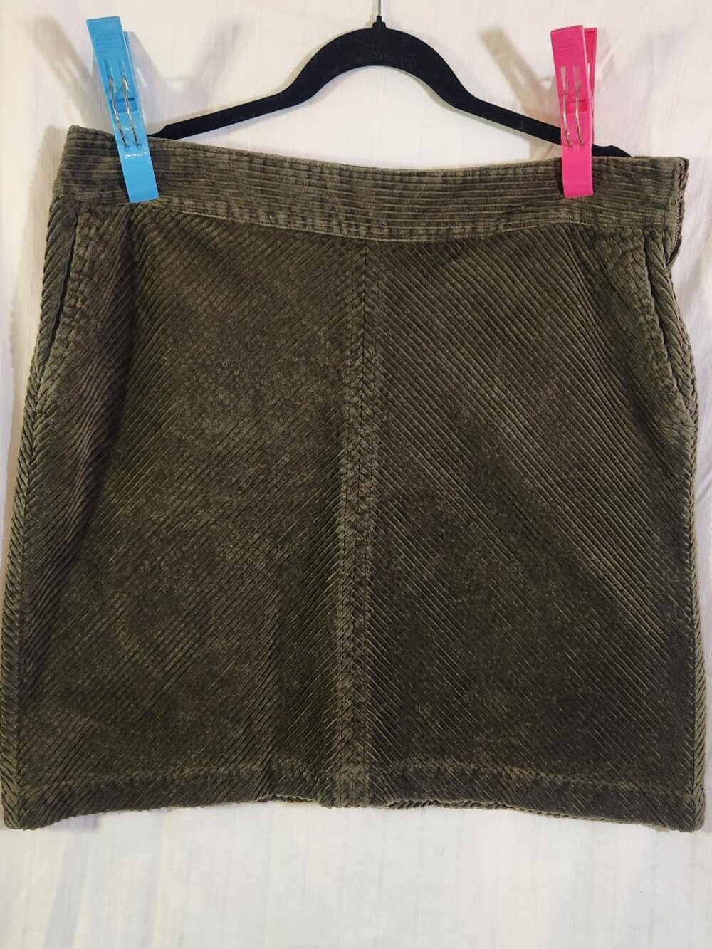 Talbots Petite Olive Green Corduroy Chevron Mini Skirt Pockets 16P Dark Academia